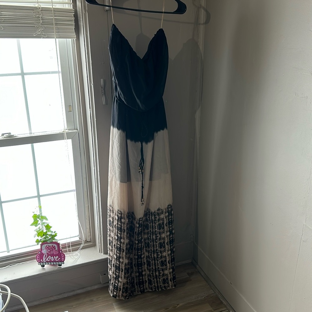 Strapless dress